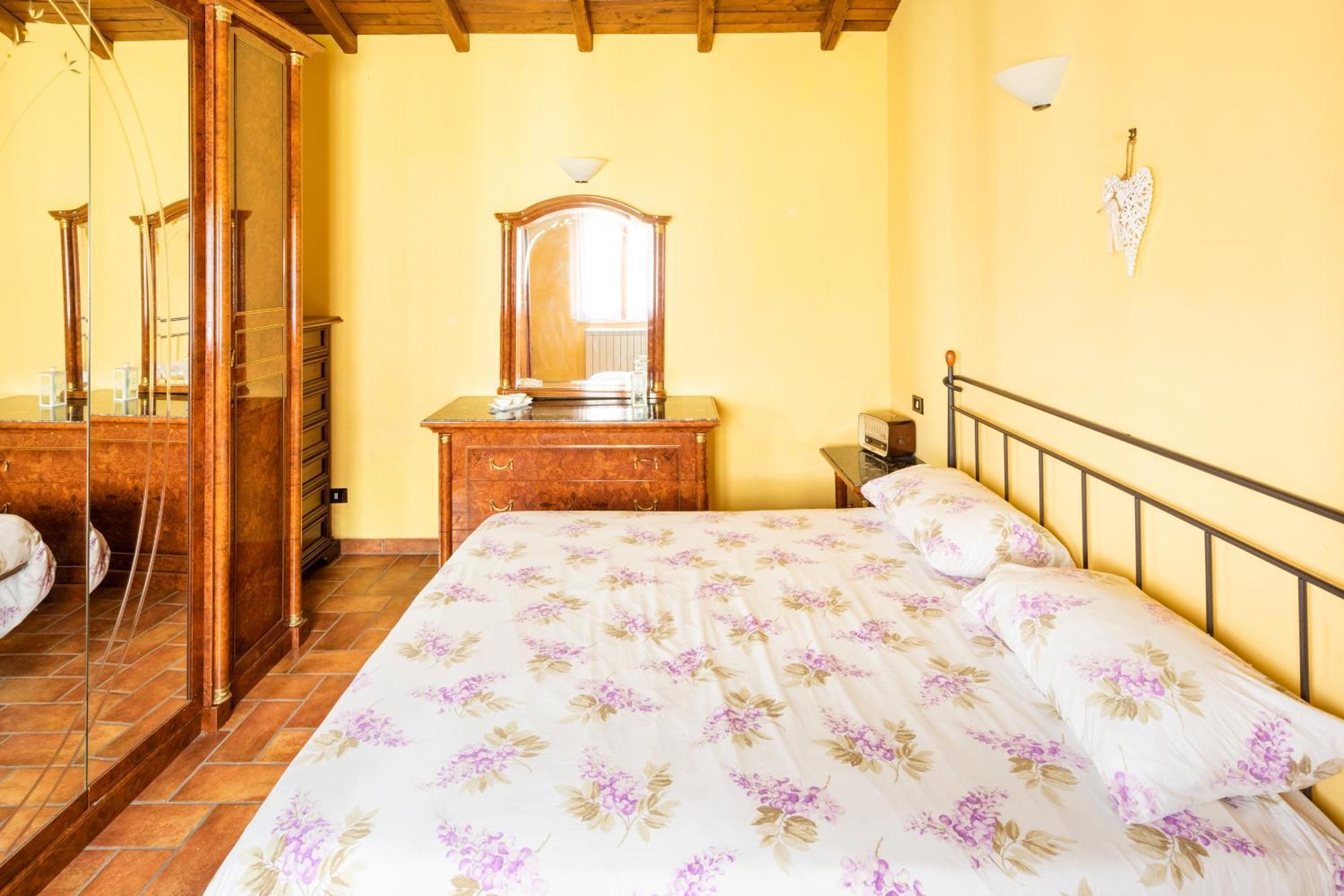 Villa Peaceful Haven In Roma